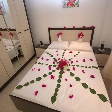 公寓 1 Bedroom At The Famous Cleopatra Beach *